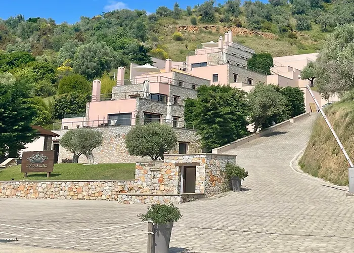 Golden King Villas